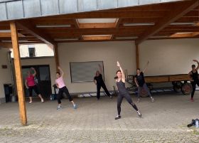 Zumba Outdoor 01.jpg